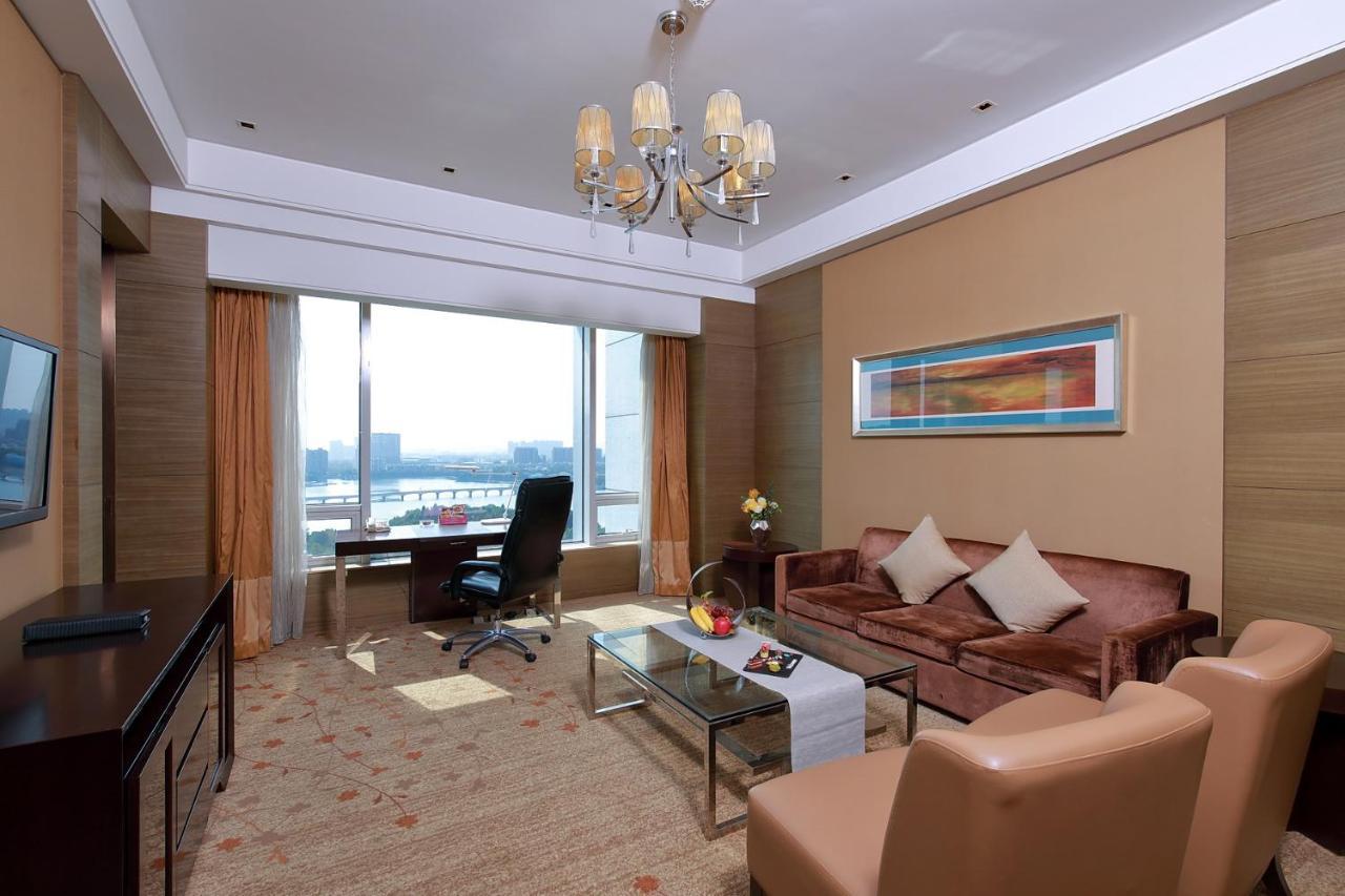 מלון Crowne Plaza Nanjing Jiangning By Ihg מראה חיצוני תמונה